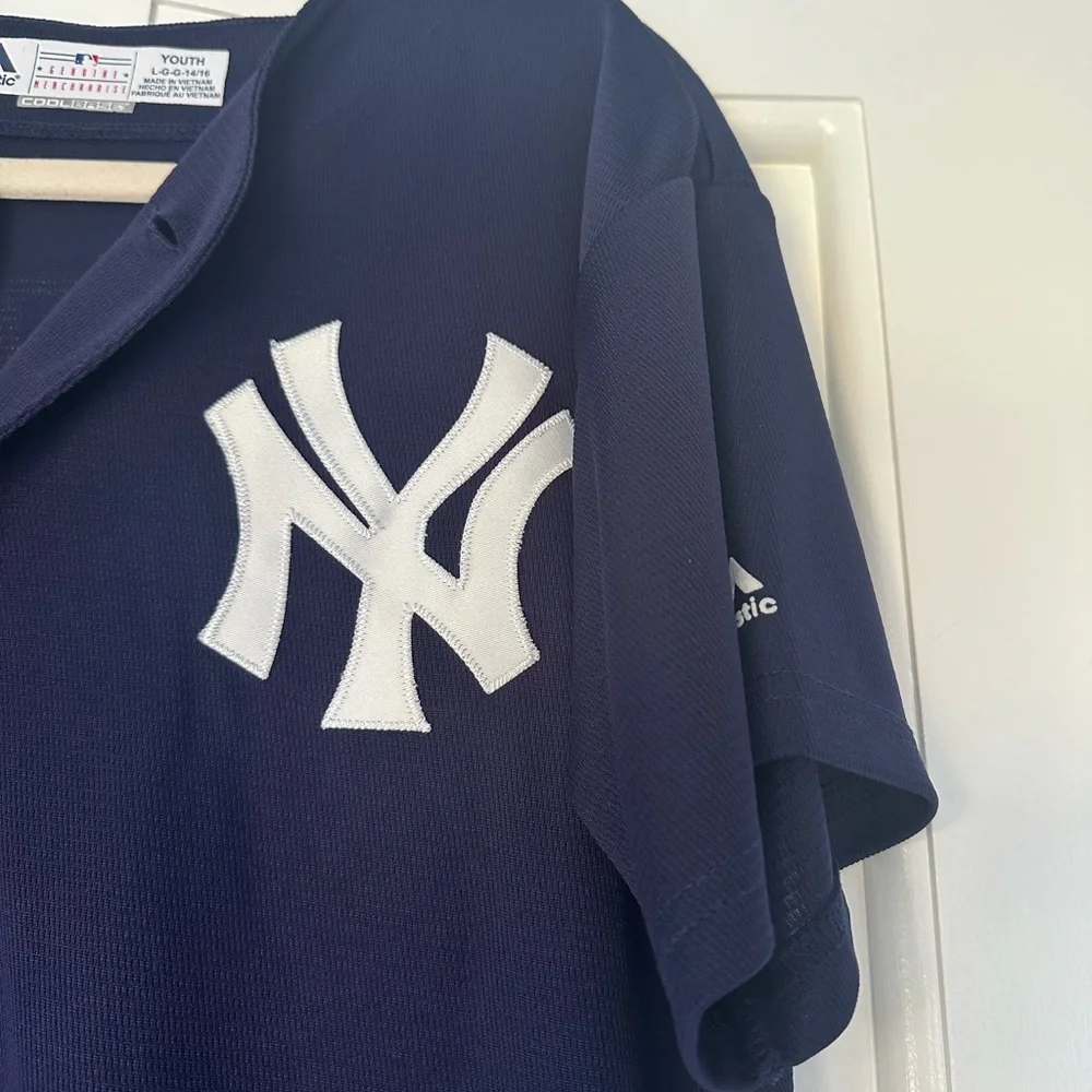 Majestic New York Yankees Navy Judge (99) Jersey - Picture 4 of 5